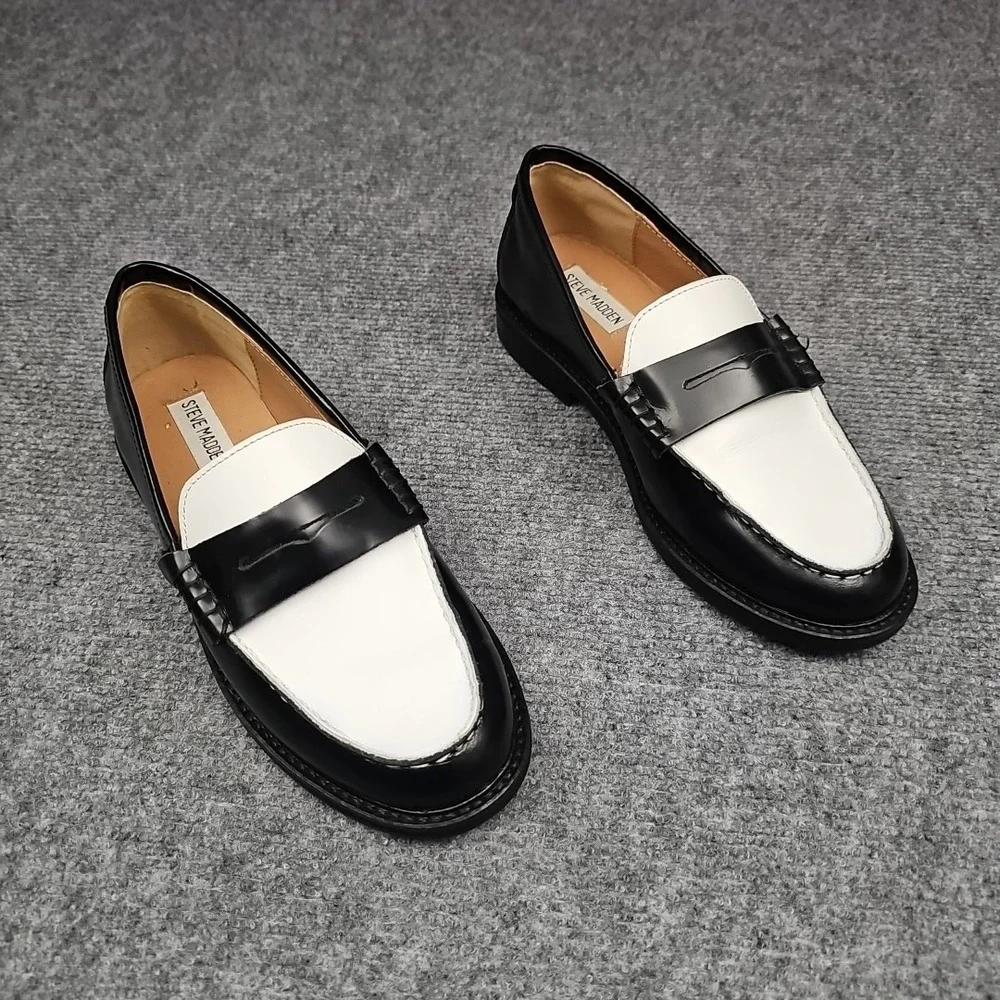 STEVE MADDEN Womens Madison Penny Loafer In Black & White Leather Size 6